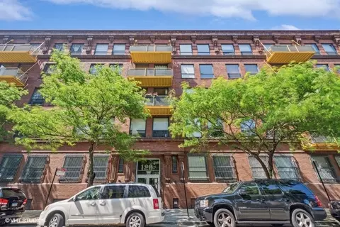 1910 S Indiana Ave #221, Chicago, IL 60616