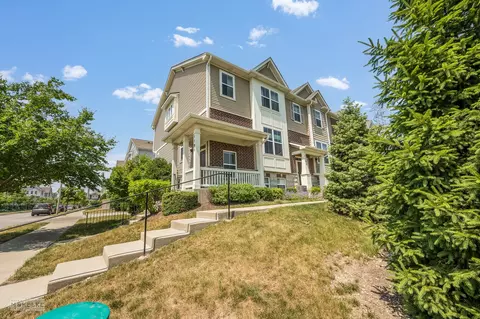 1190 Evergreen Ave, Des Plaines, IL 60016