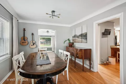 571 Selborne Rd, Riverside, IL 60546 photo 8
