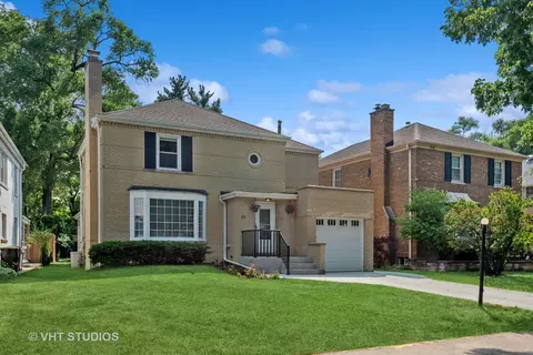 571 Selborne Rd, Riverside, IL 60546 photo 2