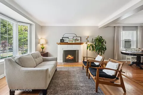 571 Selborne Rd, Riverside, IL 60546 photo 5