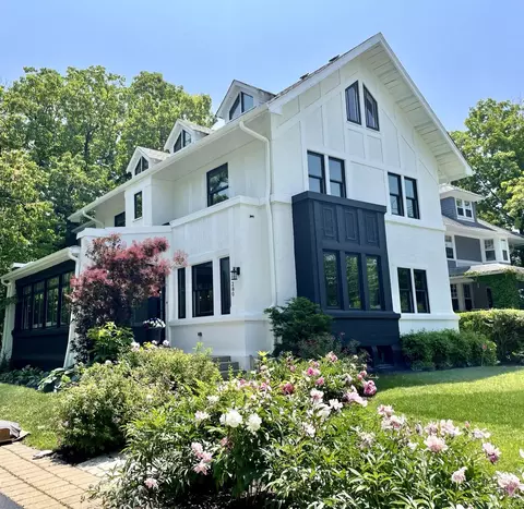 280 Laurel Ave, Highland Park, IL 60035