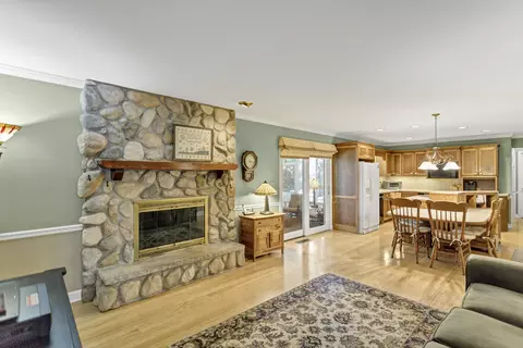 25 W780 Durfee Rd, Wheaton, IL 60189 photo 12