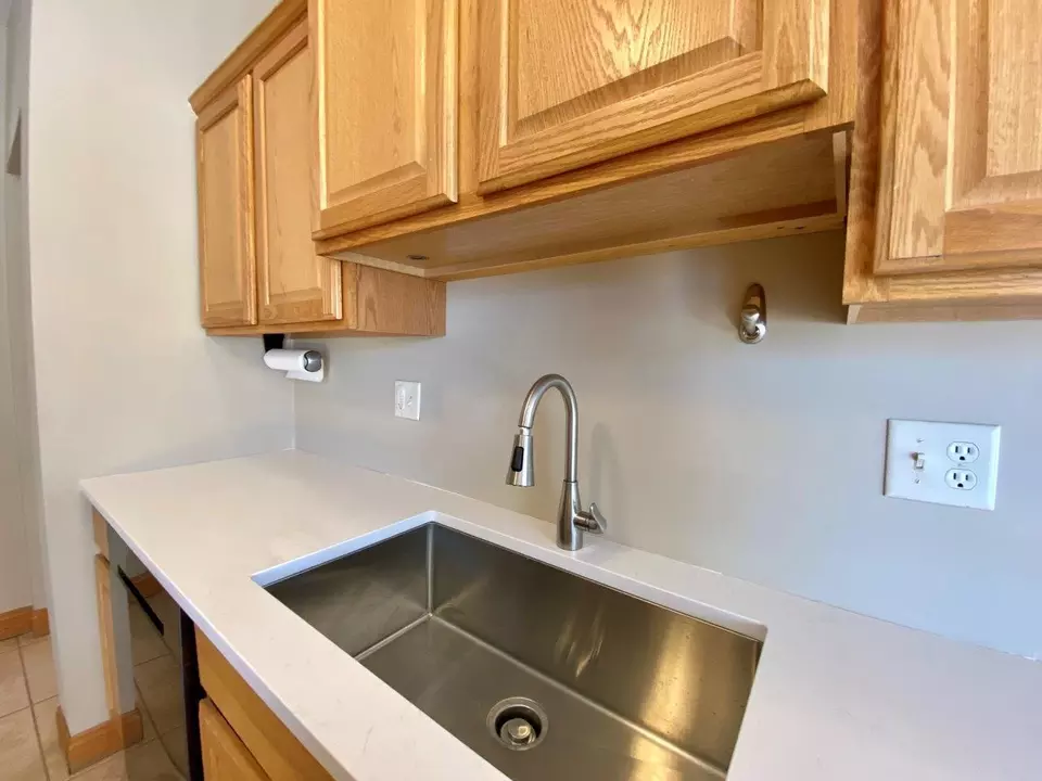  901 S Debra Ln, Pontiac, IL 61764 photo 20