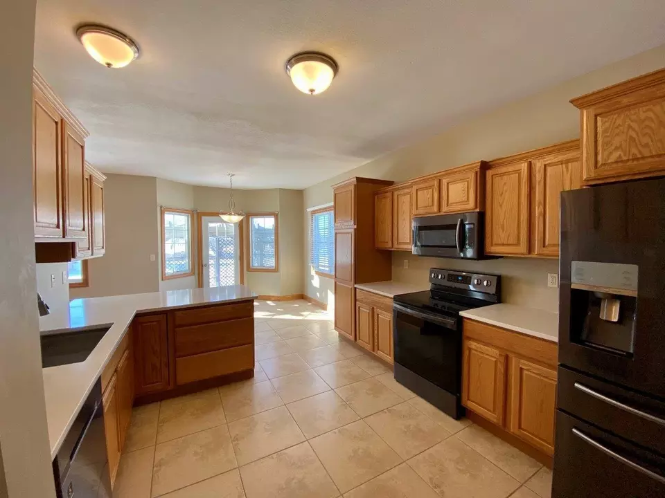  901 S Debra Ln, Pontiac, IL 61764 photo 16