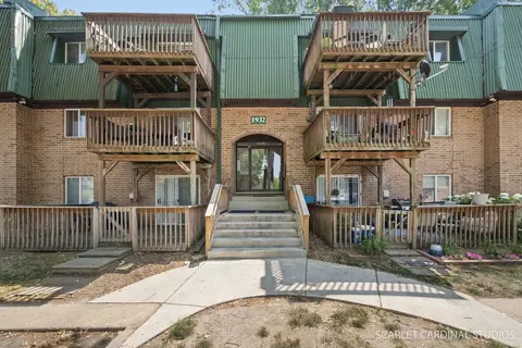 1932 Tall Oaks Dr #3A, Aurora, IL 60505