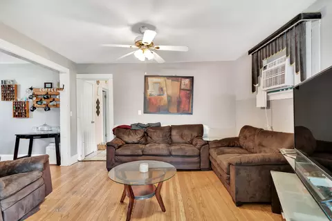 125 E North Ave, Addison, IL 60101 photo 10