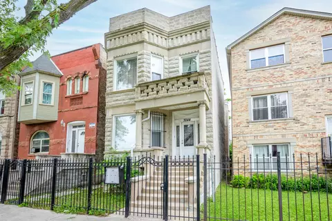 3244 W Walnut St, Chicago, IL 60624
