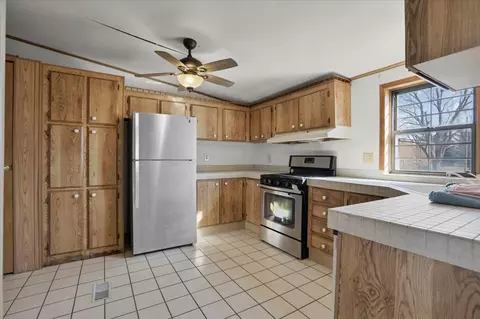 308 W Monroe St, Philo, IL 61864 photo 7