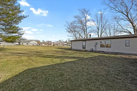 308 W Monroe St, Philo, IL 61864 photo 22