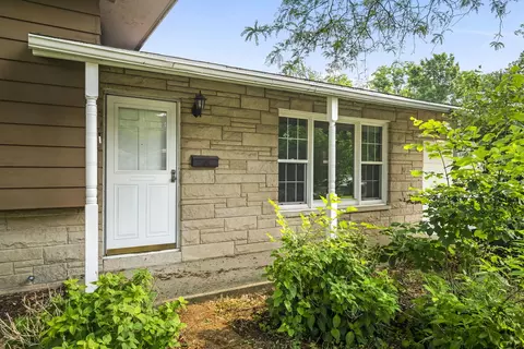 410 Maple Dr, Morris, IL 60450 photo 3