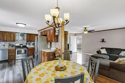 807 Schiller St, Itasca, IL 60143 photo 7