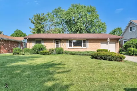 238 N Ashley Ave, Bourbonnais, IL 60914