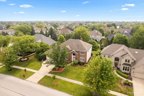 3340 White Eagle Dr, Naperville, IL 60564 photo 5