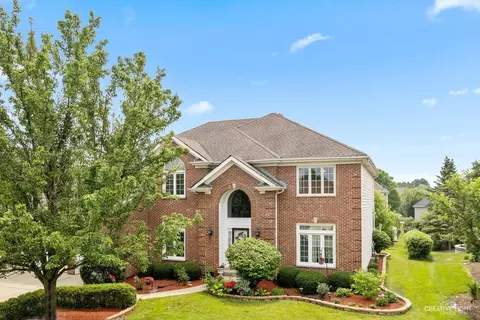 3340 White Eagle Dr, Naperville, IL 60564 photo 3