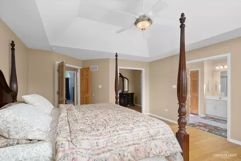 3340 White Eagle Dr, Naperville, IL 60564 photo 25