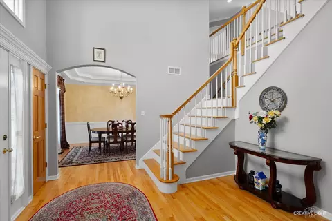 3340 White Eagle Dr, Naperville, IL 60564 photo 9