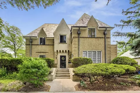 6156 N Kilpatrick Ave, Chicago, IL 60646