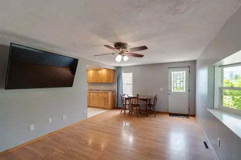 305 N 6th St, Cornell, IL 61319 photo 7