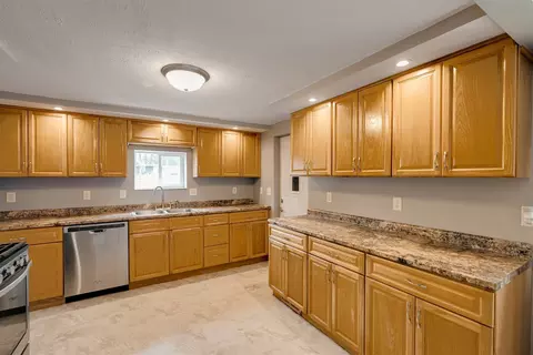 305 N 6th St, Cornell, IL 61319 photo 4