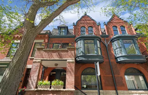 468 W Deming Pl #2W, Chicago, IL 60614