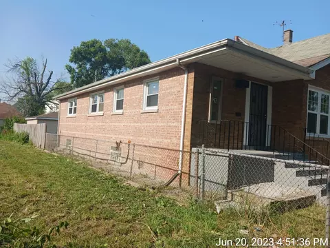 24 E 120th St, Chicago, IL 60628 photo 2