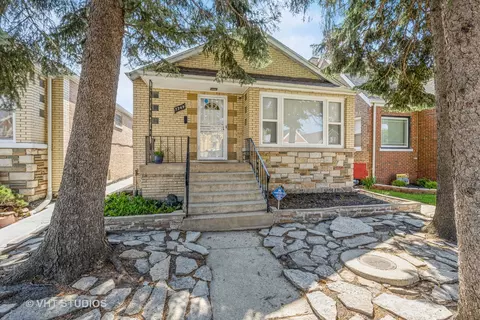 7249 S Sacramento Ave, Chicago, IL 60629