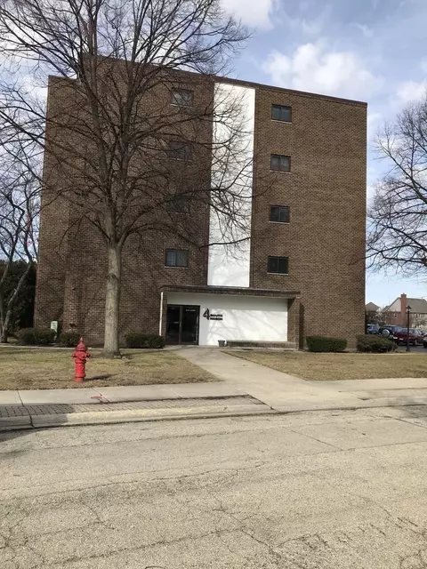4 S Mason St #506, Bensenville, IL 60106