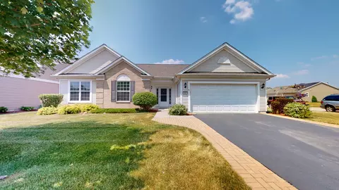 801 Glory Ct, Shorewood, IL 60404