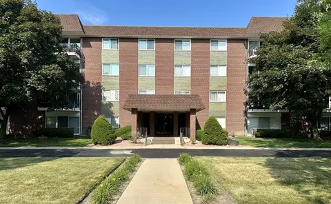 1030 S Fernandez Ave #3G, Arlington Heights, IL 60005