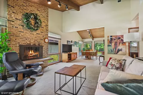 2123 Mcdaniel Ave, Evanston, IL 60201 photo 4