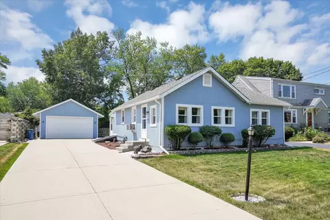 179 George St, Bensenville, IL 60106