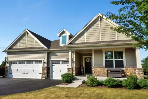 9150 Ramsdell St, Huntley, IL 60142