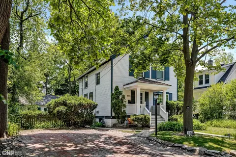 936 Spruce St, Winnetka, IL 60093