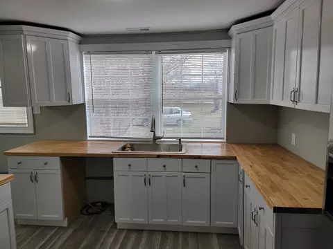 511 N River Rd, Mchenry, IL 60051 photo 8
