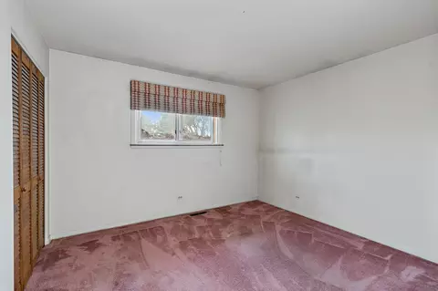 91 E Millers Rd, Des Plaines, IL 60016 photo 8