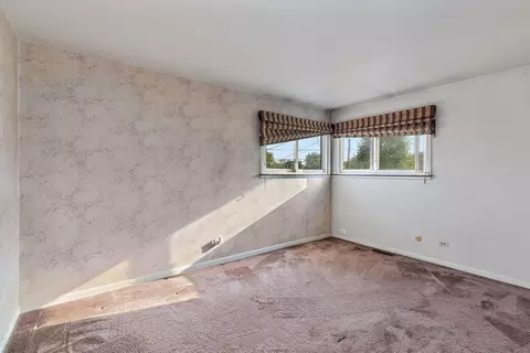91 E Millers Rd, Des Plaines, IL 60016 photo 9