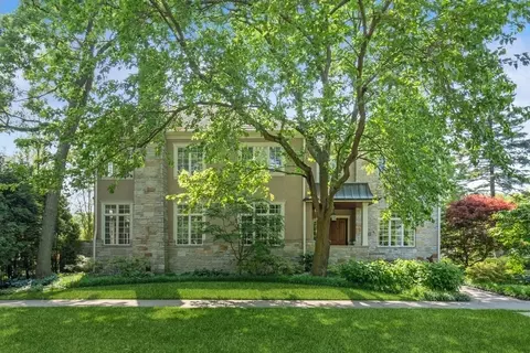 1301 Greenwood Ave, Wilmette, IL 60091