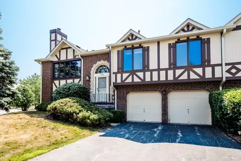 9255 Drummond Dr #72, Tinley Park, IL 60487