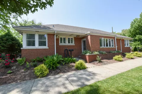 410 N Stone Ave, La Grange Park, IL 60526