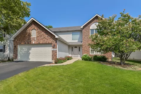 1 N329 Fanchon St, Carol Stream, IL 60188