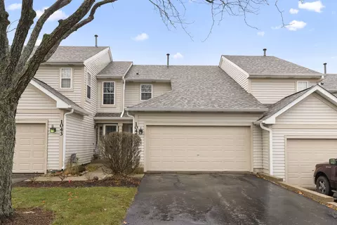 1045 Horizon Rdg #1045, Lake In The Hills, IL 60156