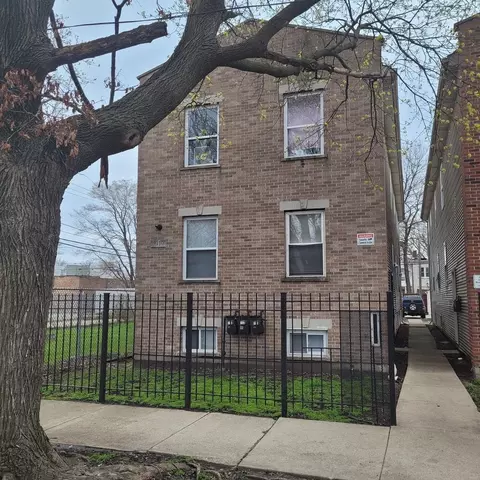 7919 S Burnham Ave, Chicago, IL 60617
