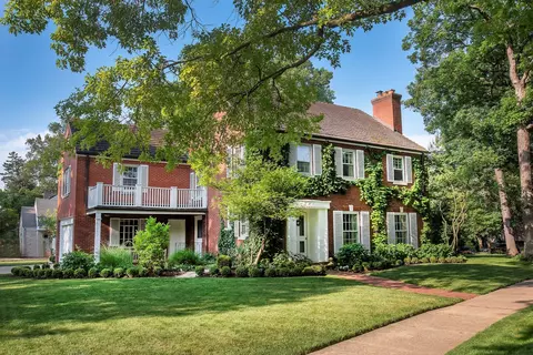 535 N Edgewood Ave, La Grange Park, IL 60526