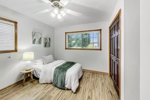 502 Cherry Cir, Glenview, IL 60025 photo 12