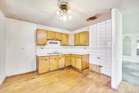 16616 Wolcott Ave, Markham, IL 60428 photo 12