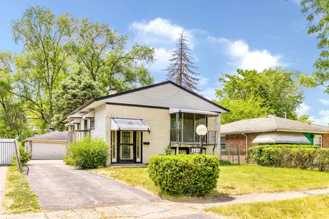16616 Wolcott Ave, Markham, IL 60428 photo 3