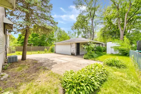 16616 Wolcott Ave, Markham, IL 60428 photo 6
