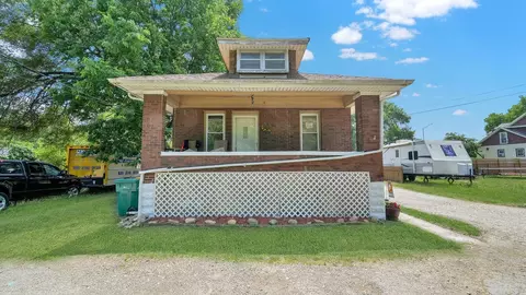 6 Dennis Ct, Joliet, IL 60433