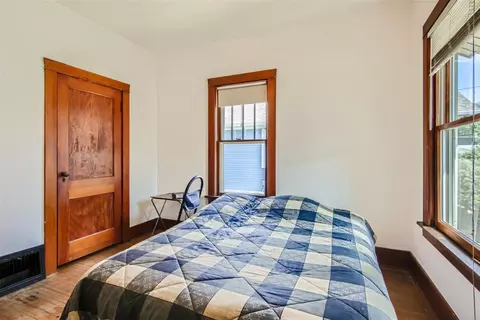 12 S Melrose Ave, Elgin, IL 60123 photo 8